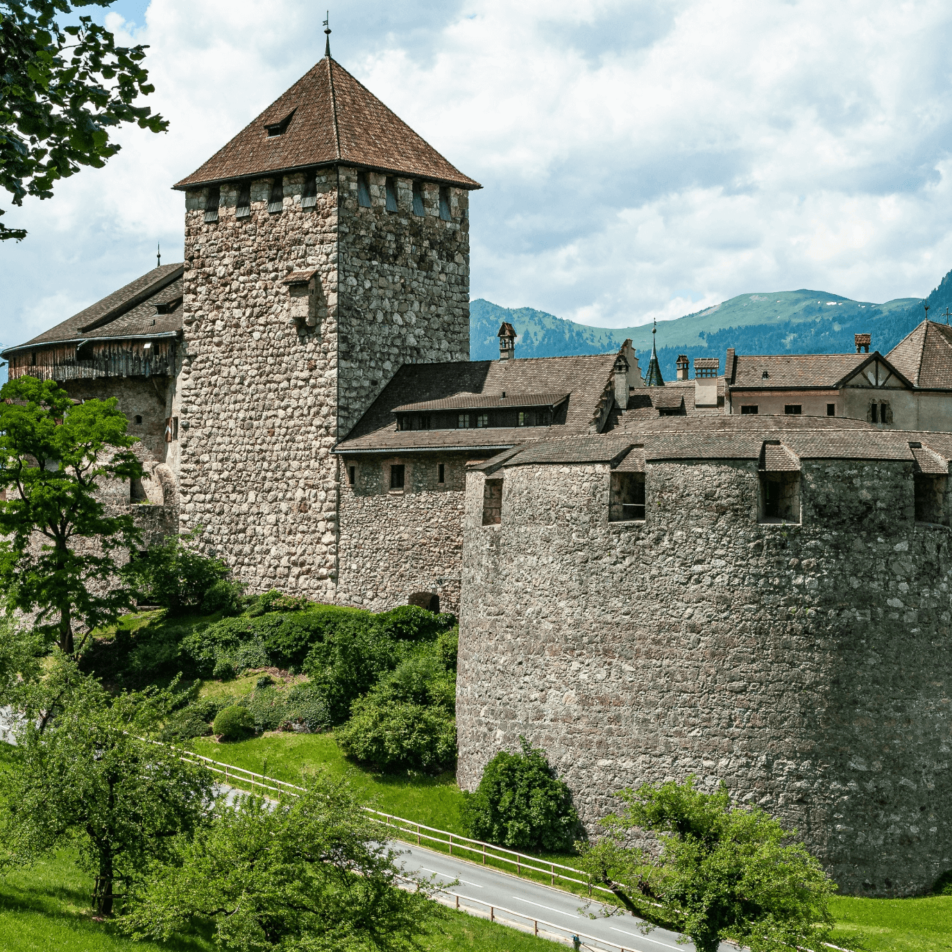 Liechtenstein Flag Pictures